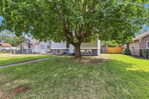 Exterior - 2124 E Sinto Ave, Spokane, WA 99202 photo 5 of 14