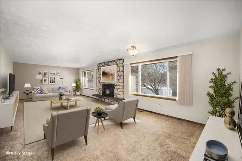 Living - 6906 E 10th Ave, Spokane, WA 99212 photo 1 of 6