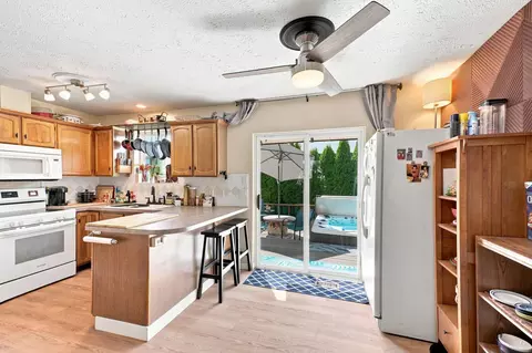 Kitchen - 2110 E Decatur Ave, Spokane, WA 99208 photo 1 of 4