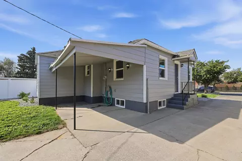 Exterior - 120 E Hoffman Ave, Spokane, WA 99208 photo 4 of 6