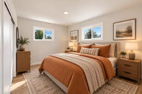 Bedroom - 120 E Hoffman Ave, Spokane, WA 99208 photo 4 of 6
