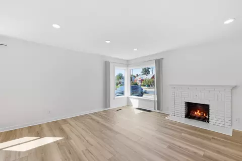 Living - 120 E Hoffman Ave, Spokane, WA 99208 photo 2 of 4