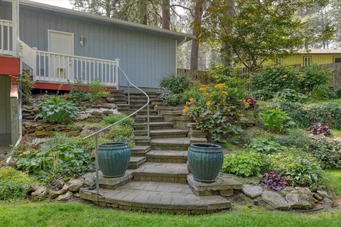 Exterior - 11325 E 45th Ave, Spokane Valley, WA 99206 photo 9 of 10