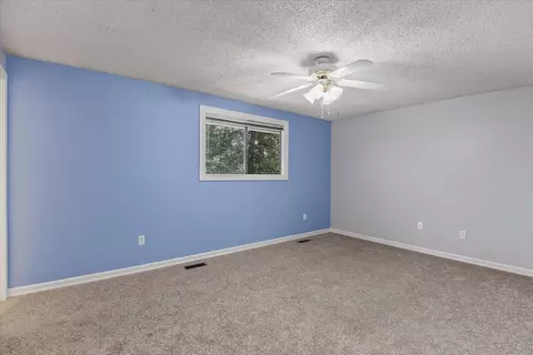 Bedroom - 11325 E 45th Ave, Spokane Valley, WA 99206 photo 1 of 6