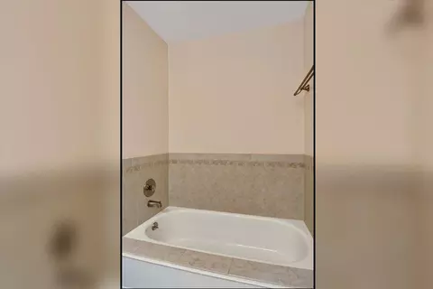 Bath - 11325 E 45th Ave, Spokane Valley, WA 99206 photo 7 of 7