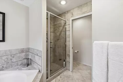 Bath - 17224 N Brookside Ln, Colbert, WA 99005 photo 3 of 6