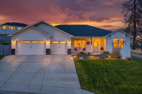 9302 W Floyd Dr, Cheney, WA 99004
