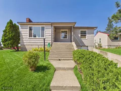 5303 N Fairmount Pl, Spokane, WA 99205