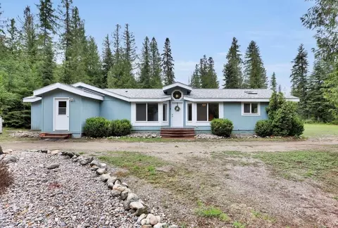 221 Harworth Rd, Newport, WA 99156