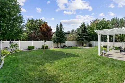 Exterior - 128 Marissa Ct, Spokane, WA 99208 photo 9 of 10