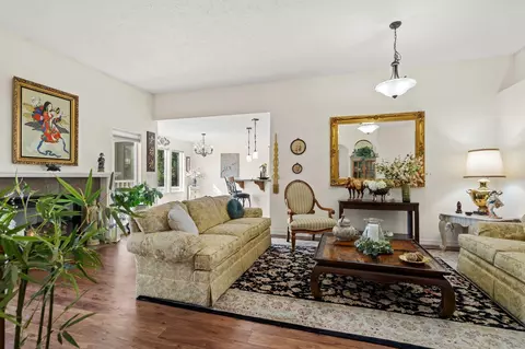Living - 128 Marissa Ct, Spokane, WA 99208 photo 1 of 4