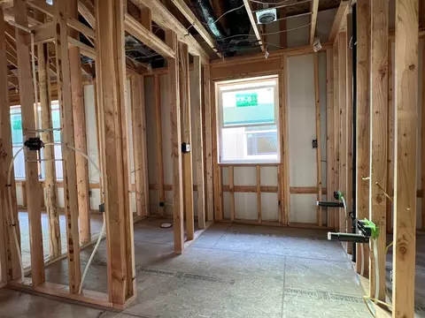 Bath - 1111 E 27th Ave, Spokane, WA 99203 photo 1 of 1