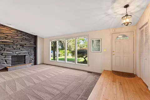 Living - 11008 E 35th Ave, Spokane, WA 99206 photo 2 of 7