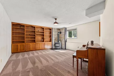 Living - 11008 E 35th Ave, Spokane, WA 99206 photo 6 of 7