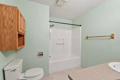 Bath - 11008 E 35th Ave, Spokane, WA 99206 photo 2 of 3