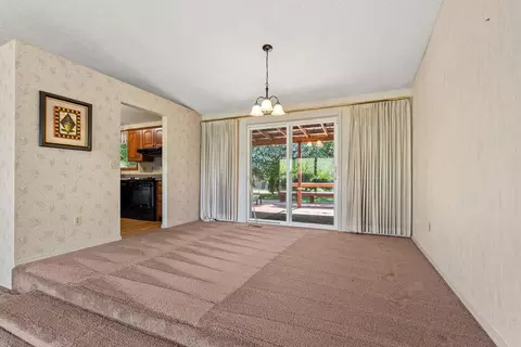 Living - 11008 E 35th Ave, Spokane, WA 99206 photo 5 of 7
