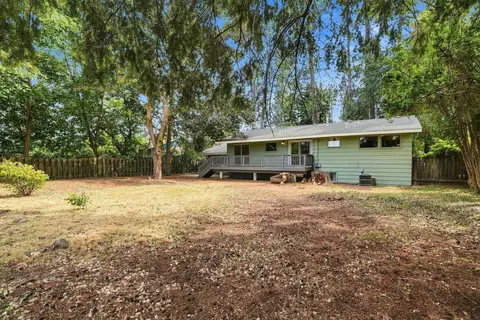 Exterior - 2639 E 39th Ave, Spokane, WA 99223 photo 9 of 11
