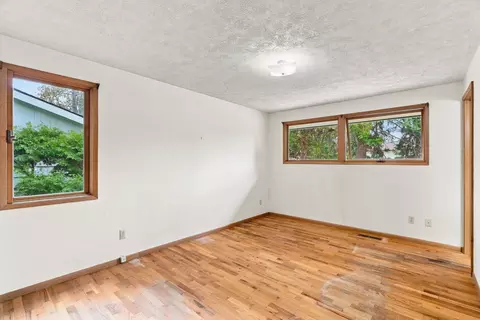 Bedroom - 2639 E 39th Ave, Spokane, WA 99223 photo 1 of 5