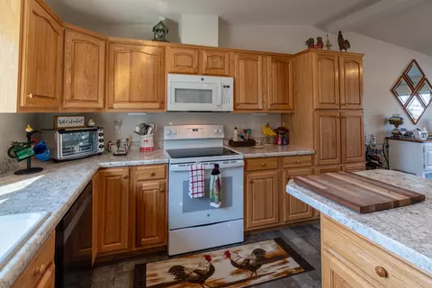Kitchen - 3518 E 3rd Ave, Mead, WA 99021 photo 4 of 4