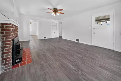 Living - 1658 E Rich Ave, Spokane, WA 99207 photo 2 of 4