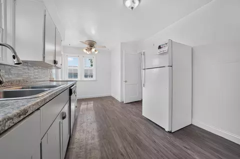 Kitchen - 1658 E Rich Ave, Spokane, WA 99207 photo 2 of 4