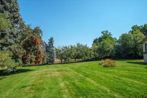 Exterior - 4503 E Redroan Dr, Spokane, WA 99217 photo 7 of 9