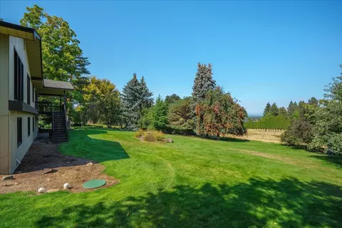 Exterior - 4503 E Redroan Dr, Spokane, WA 99217 photo 5 of 9