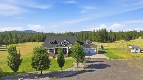 5748 Jergens Rd, Nine Mile Falls, WA 99026