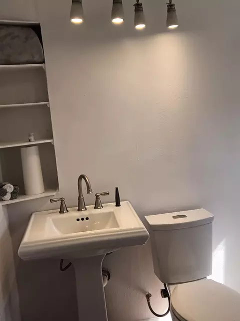 Bath - 4408 E 5th Ave, Spokane Valley, WA 99212 photo 2 of 2