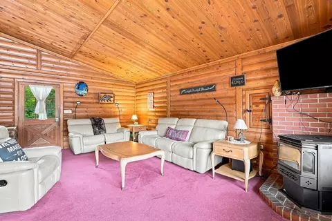 Living - 136 Hazel St, Cusick, WA 99119 photo 3 of 4