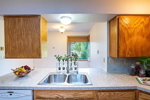 Kitchen - 12001 E 25th Ave, Spokane, WA 99206 photo 5 of 5