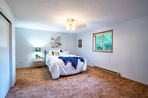 Bedroom - 12001 E 25th Ave, Spokane, WA 99206 photo 2 of 5