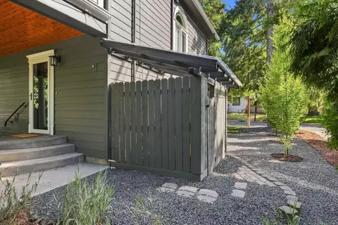 Exterior - 1727 E 16th Ave Apt 1727 E 16th #1727 ½ E 16TH, Spokane, WA 99203 photo 14 of 14