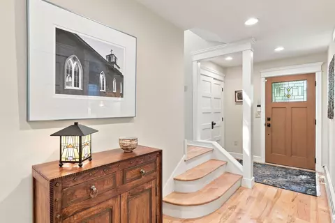 Entry Way - 1727 E 16th Ave Apt 1727 E 16th #1727 ½ E 16TH, Spokane, WA 99203 photo 1 of 5