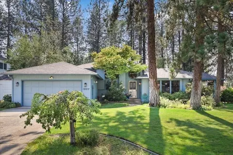 207 W Woodway Ave, Spokane, WA 99218