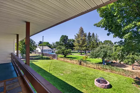 Exterior - 11515 E 10th Ave, Spokane Valley, WA 99206 photo 5 of 14