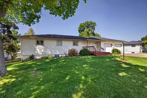 Exterior - 11515 E 10th Ave, Spokane Valley, WA 99206 photo 2 of 14