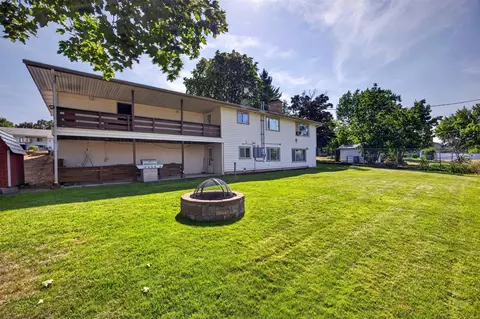 Exterior - 11515 E 10th Ave, Spokane Valley, WA 99206 photo 11 of 14