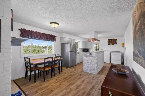 Dining - 11515 E 10th Ave, Spokane Valley, WA 99206 photo 2 of 3