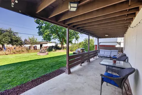Exterior - 11515 E 10th Ave, Spokane Valley, WA 99206 photo 8 of 14