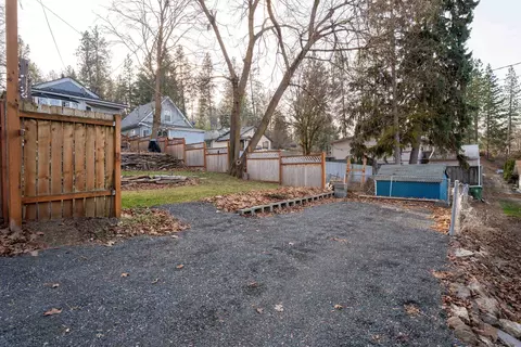 Exterior - 807 E 11th Ave, Spokane, WA 99202 photo 12 of 20