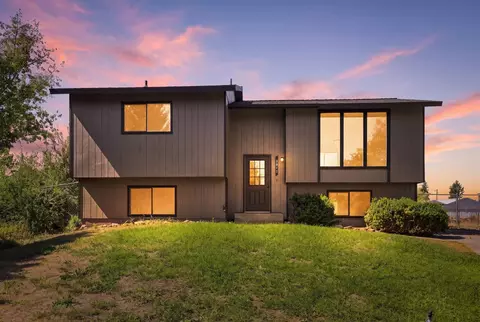 5017 N Mitchell Dr, Otis Orchards, WA 99027