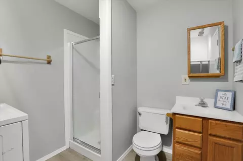 Bath - 560 E Joseph Ave, Spokane, WA 99208 photo 1 of 2