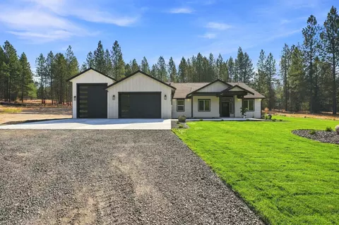 28230 N Hardesty Rd, Chattaroy, WA 99003