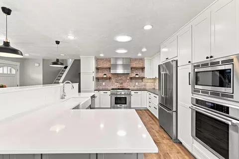 Kitchen - 9119 E Woolard Rd, Colbert, WA 99005 photo 1 of 4