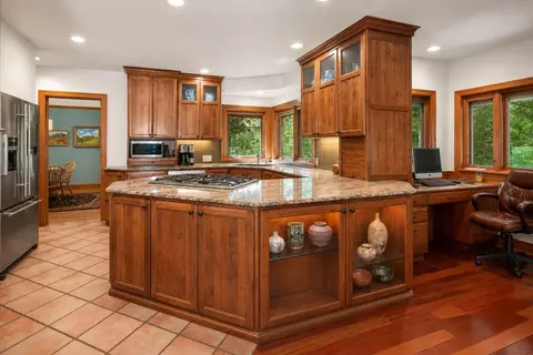 Kitchen - 1421 E 18th Ave, Spokane, WA 99203 photo 2 of 2