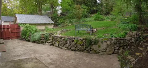 Exterior - 1216 E 18th Ave, Spokane, WA 99208 photo 2 of 3