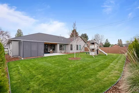 Exterior - 8305 E Maringo Dr, Spokane, WA 99212 photo 9 of 13
