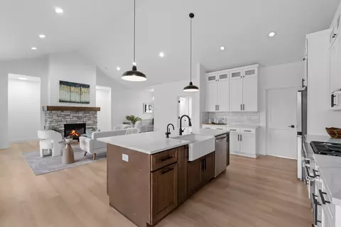 Kitchen - 8305 E Maringo Dr, Spokane, WA 99212 photo 3 of 4