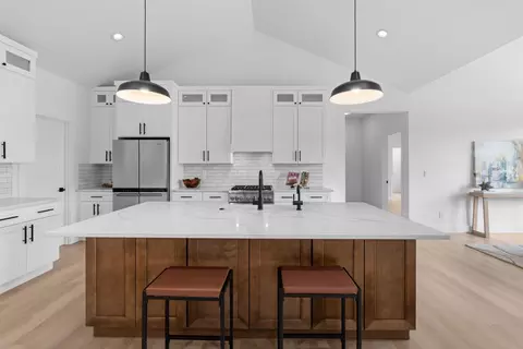 Kitchen - 8305 E Maringo Dr, Spokane, WA 99212 photo 4 of 4